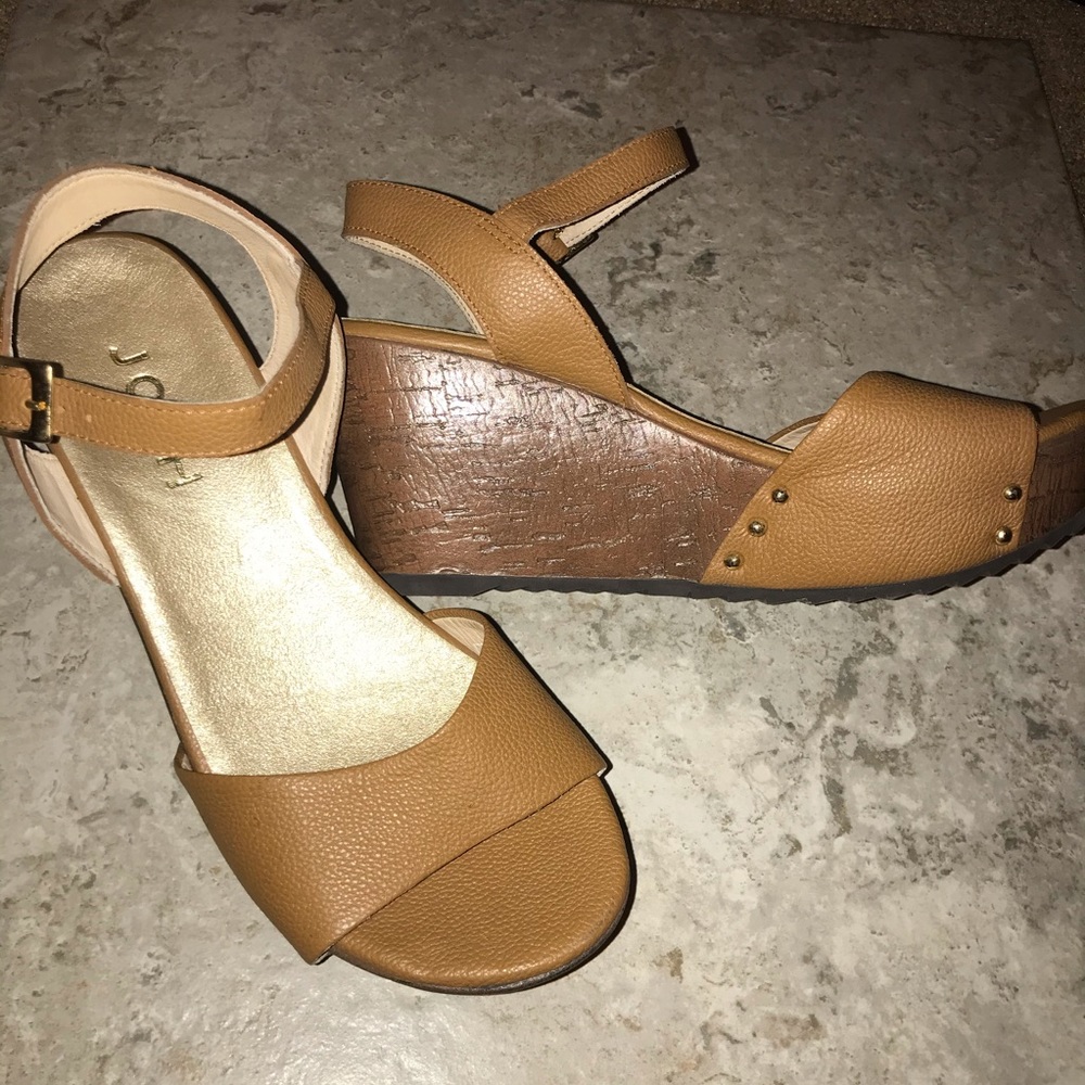 Cute Josh Summer Wedges!!